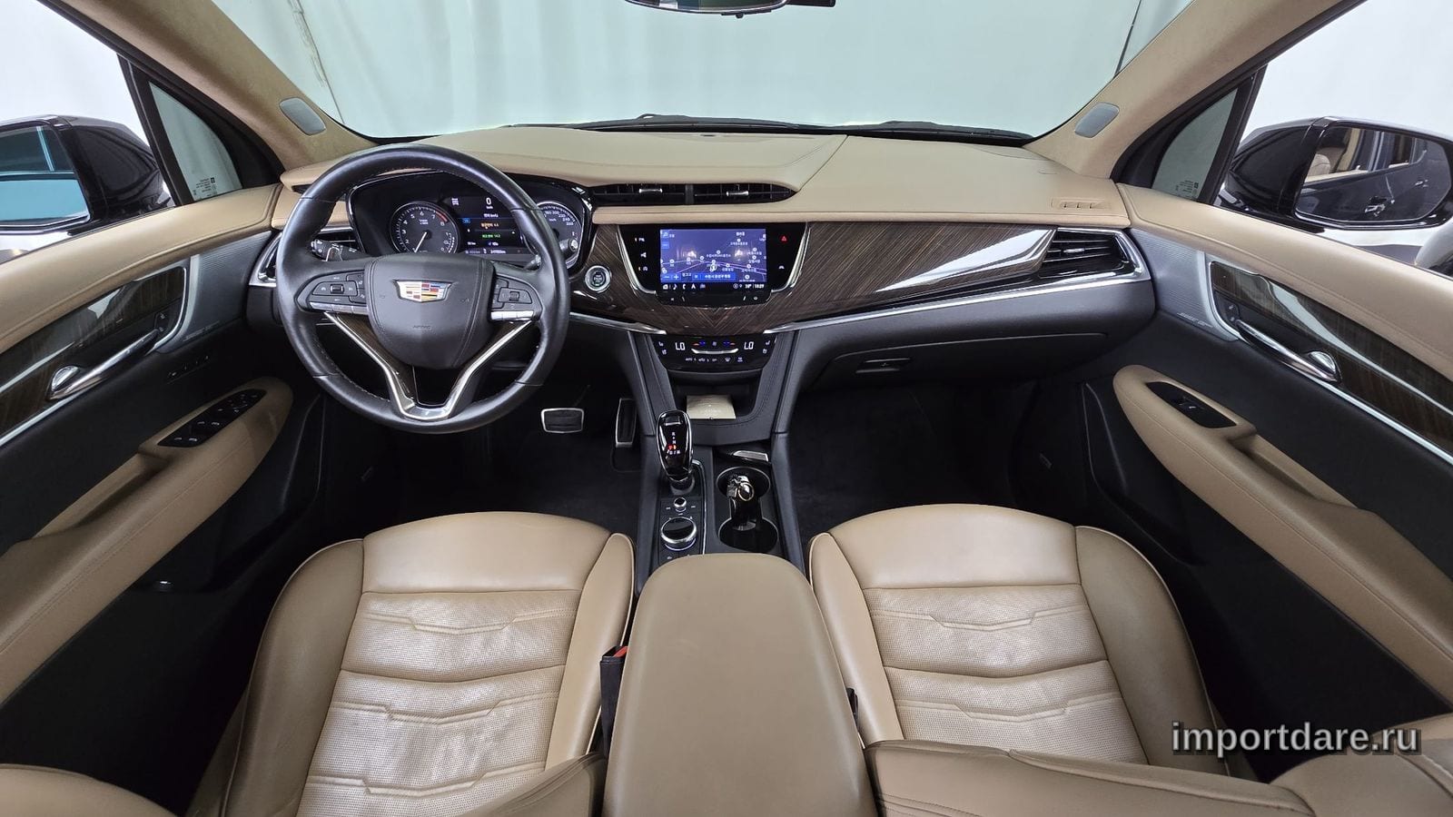 Cadillac Xt6 сзади