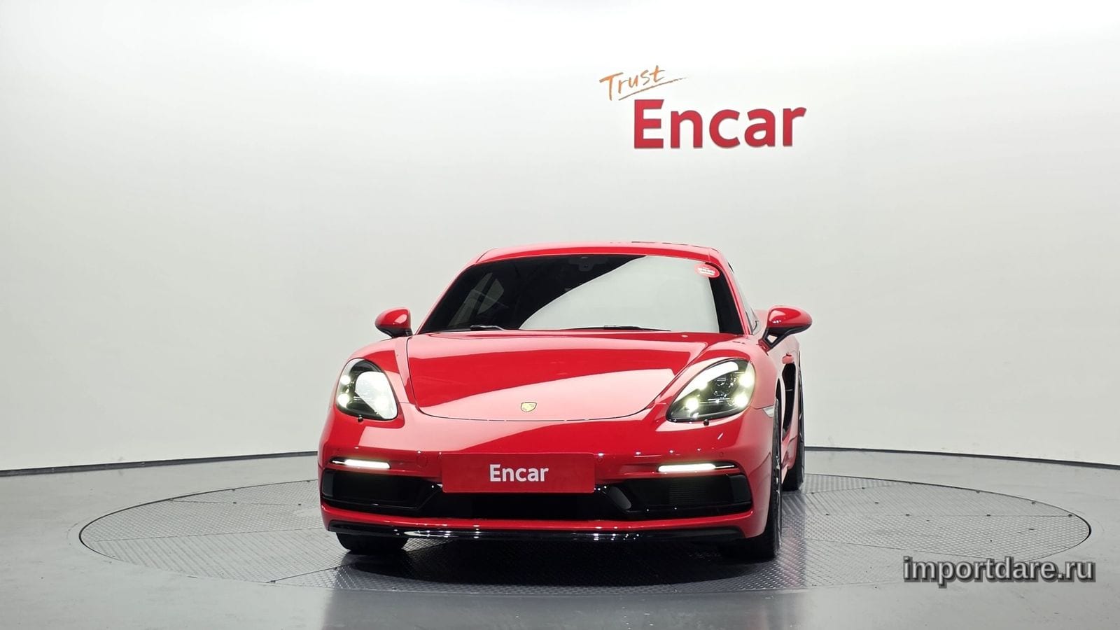 Porsche 718 Cayman сбоку