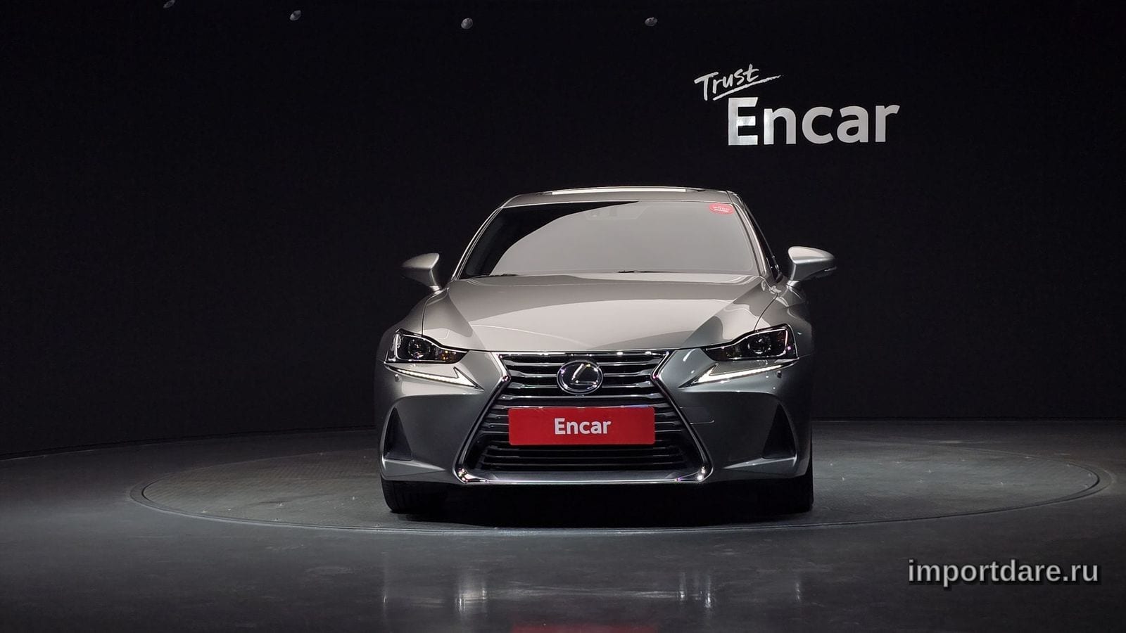 Lexus Is200t сбоку