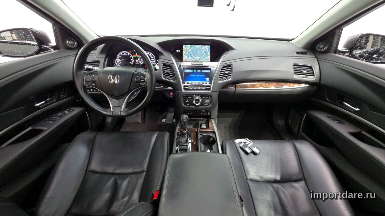 Honda Legend сзади