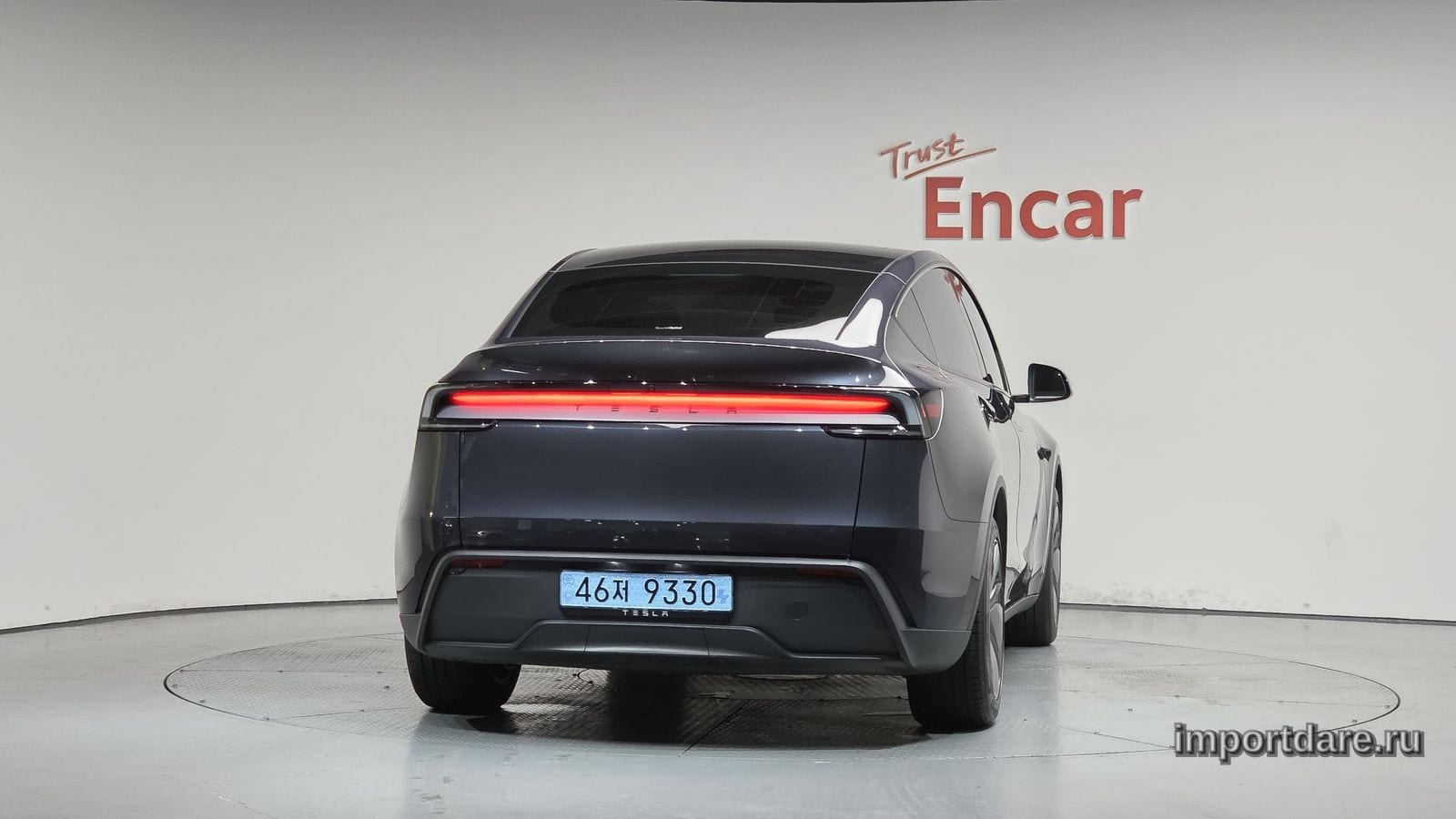 Tesla Model Y интерьер