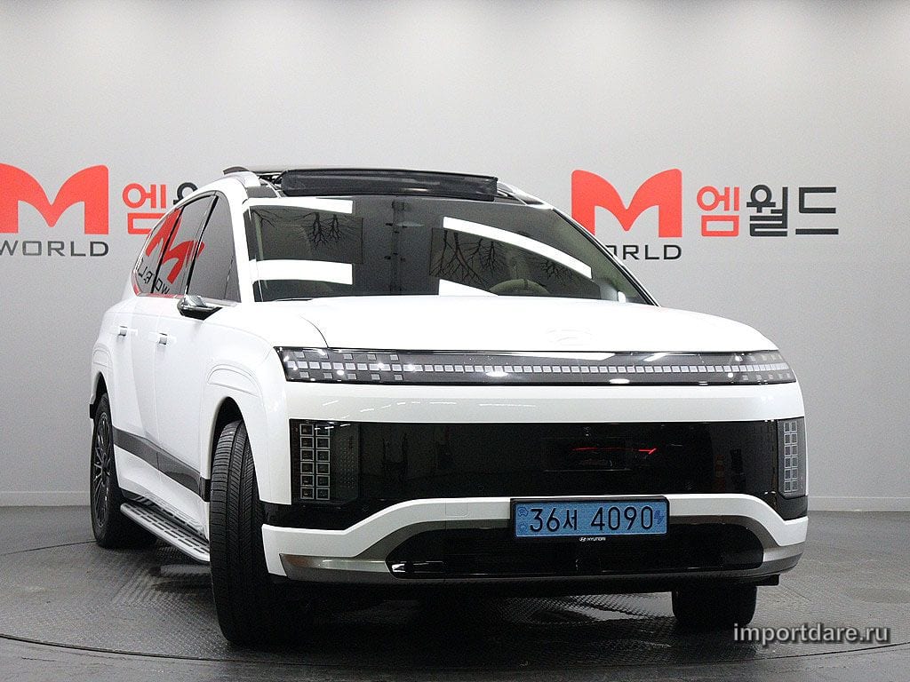 Hyundai Ioniq9 сбоку