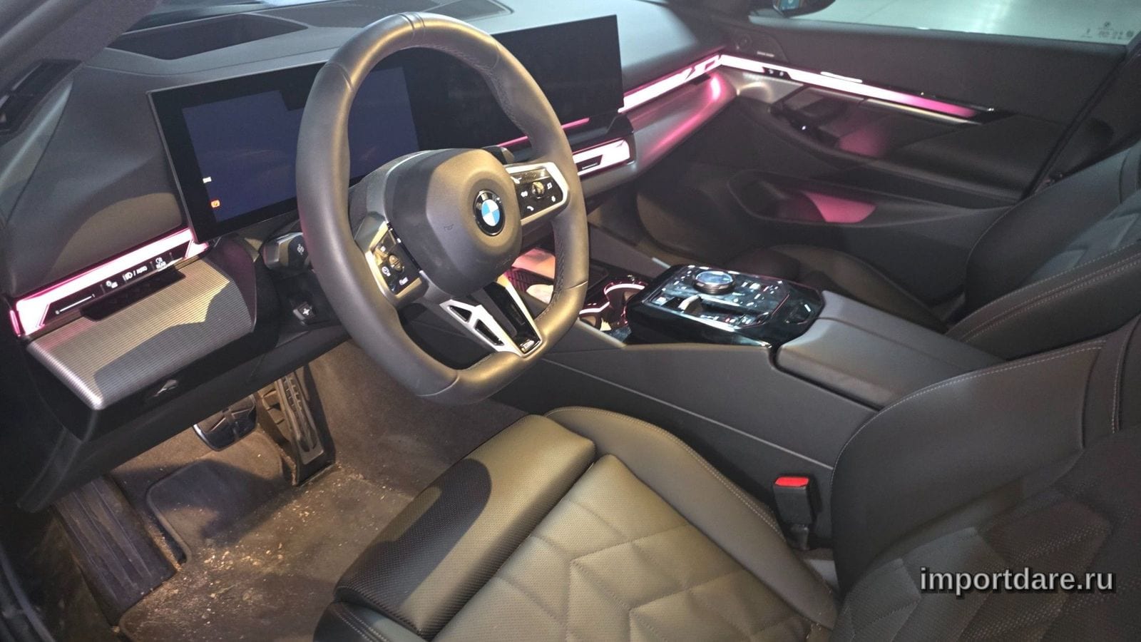 BMW 5-Series сзади