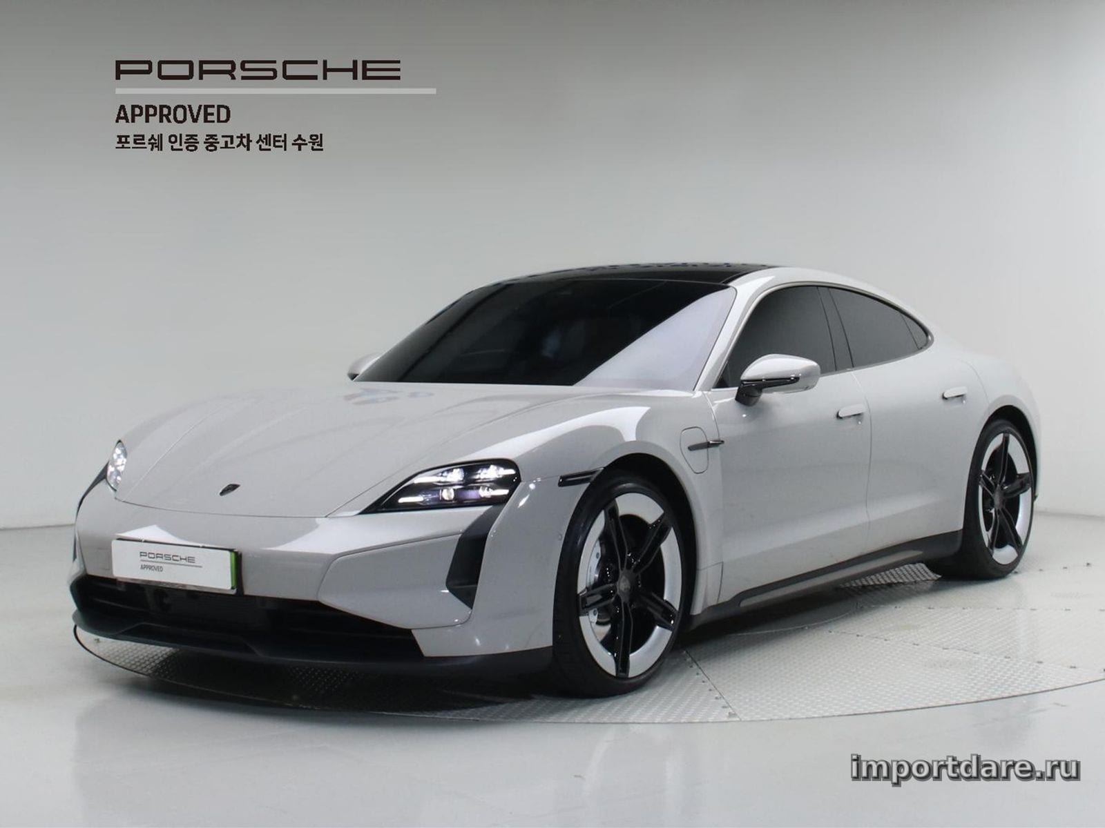 Porsche Taycan 2025