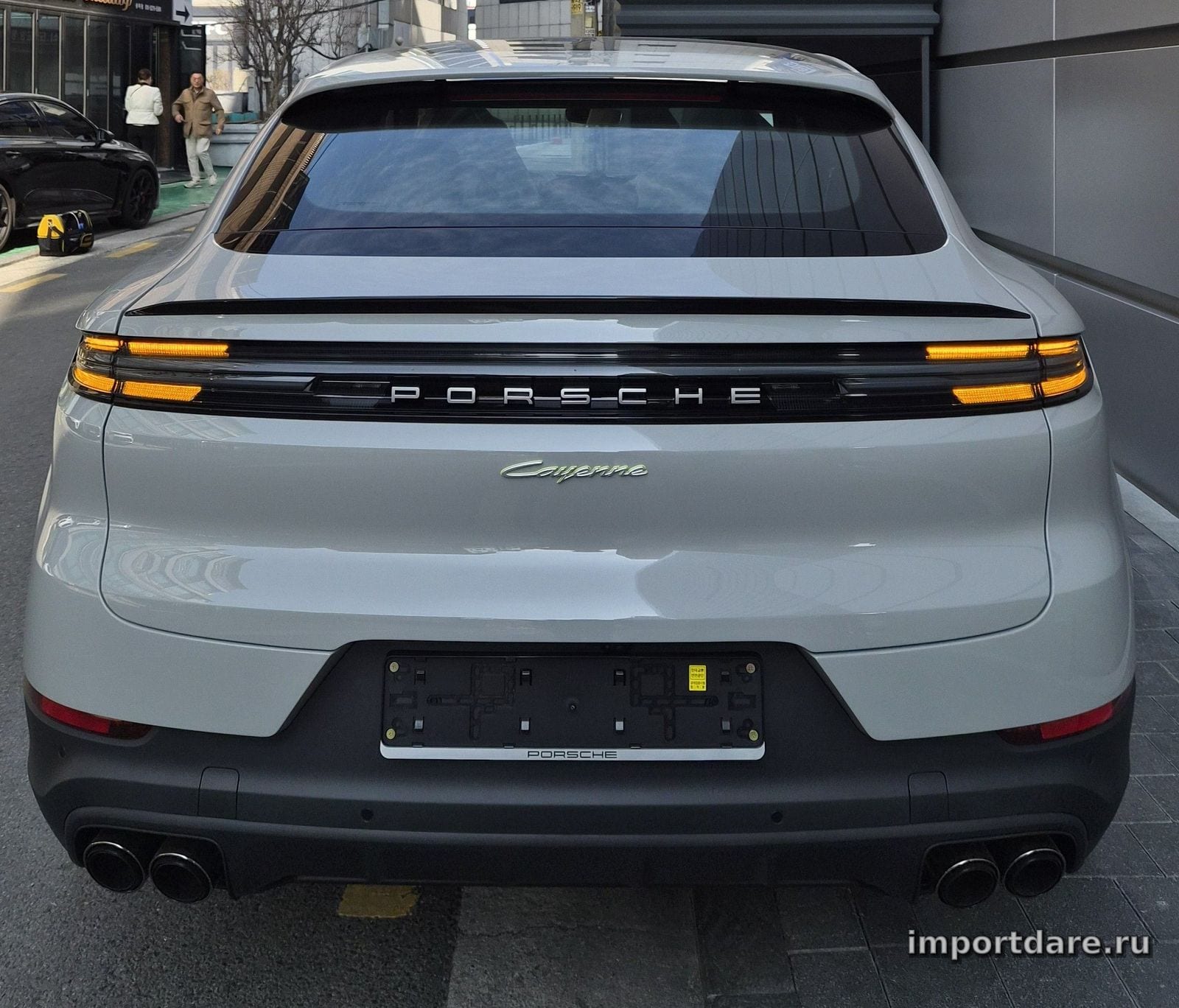 Porsche Cayenne сбоку