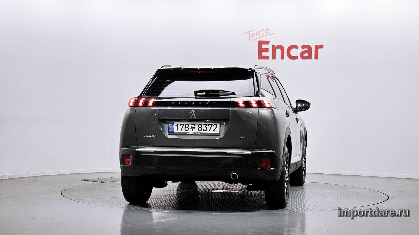 Peugeot 2008 интерьер
