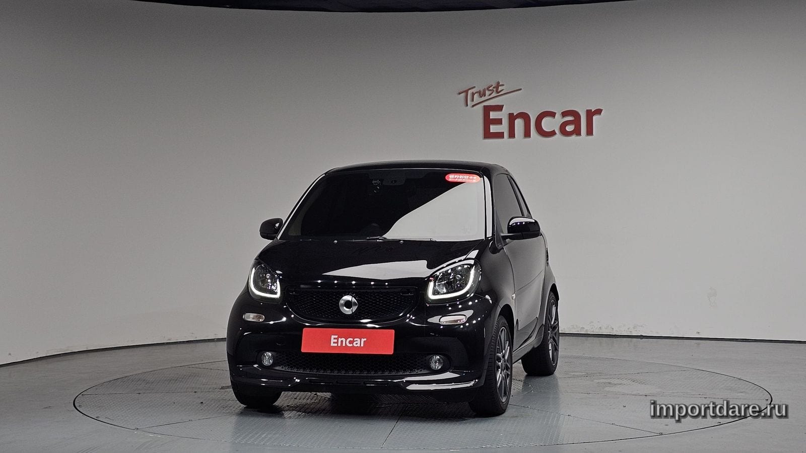 Smart Fortwo Coupe сбоку