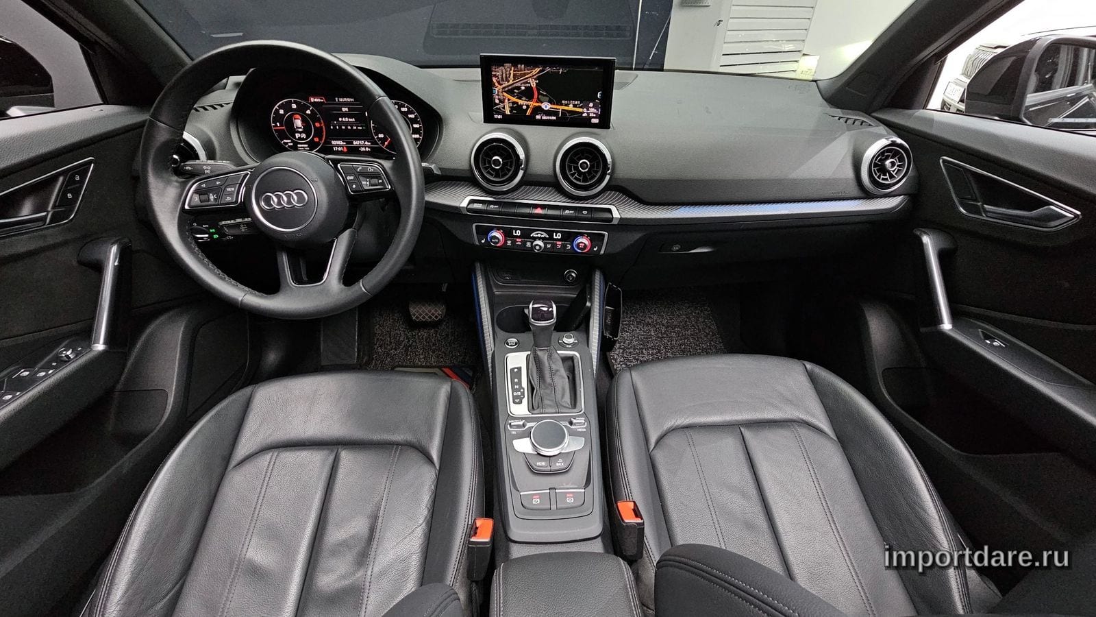 Audi Q2 сзади