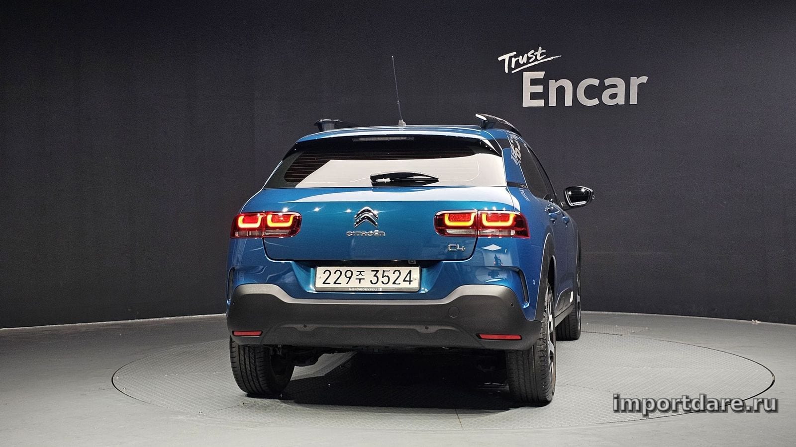 Citroen C4 Cactus интерьер