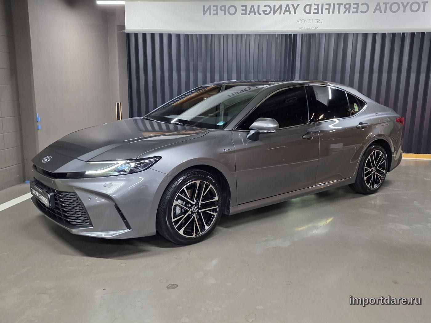 Toyota Camry 2025