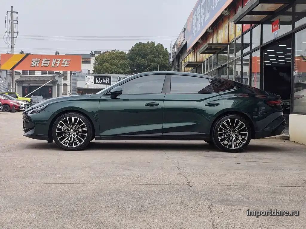MG MG7 2025 — 13 000 км, зелёный, Китай — под ключ — фото 4