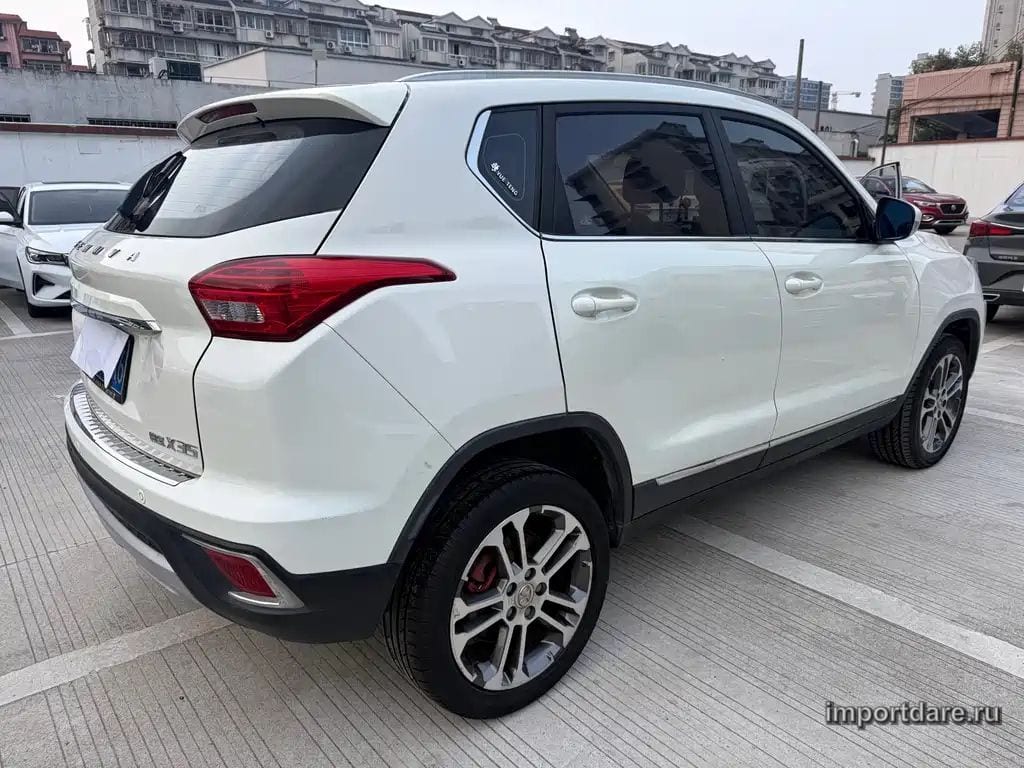 BAIC SENOVA X35 2017 — 75 000 км, белый, Китай — под ключ — фото 11