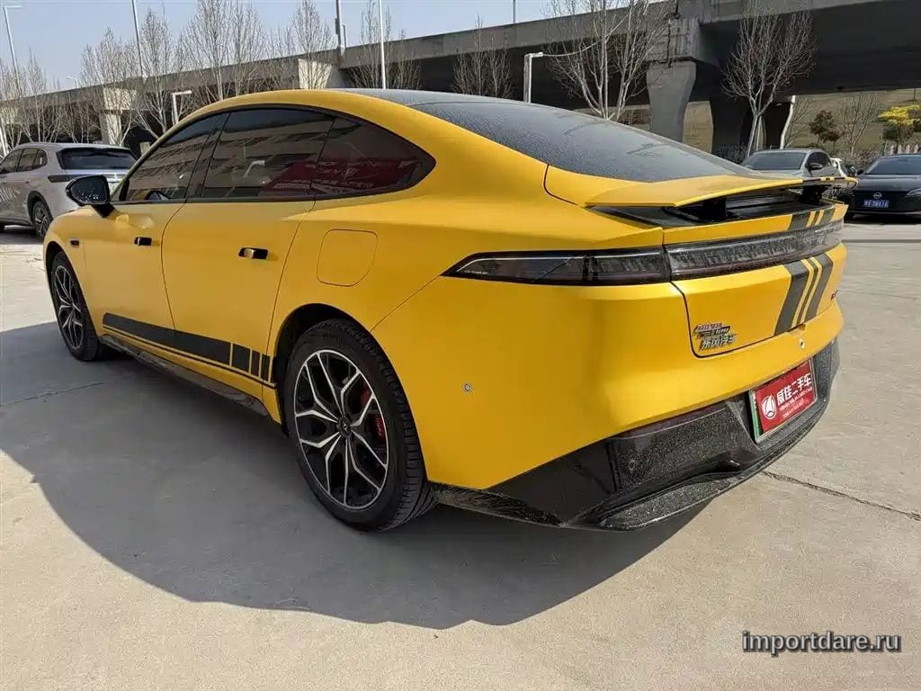 DONGFENG EP0 07 2025 — 13 300 км, жёлто-оранжевый, Китай — под ключ — фото 6