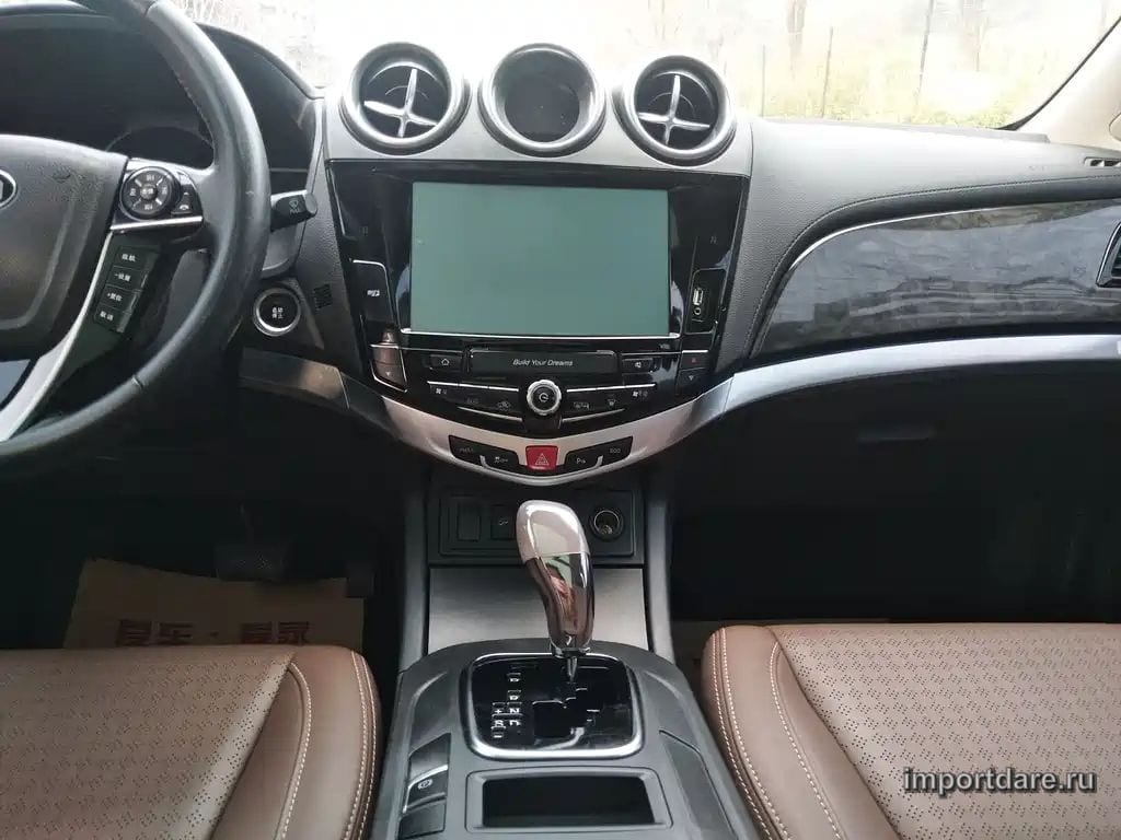 BYD S7 2017 — 80 000 км, коричневый-champagne, Китай — под ключ — фото 10