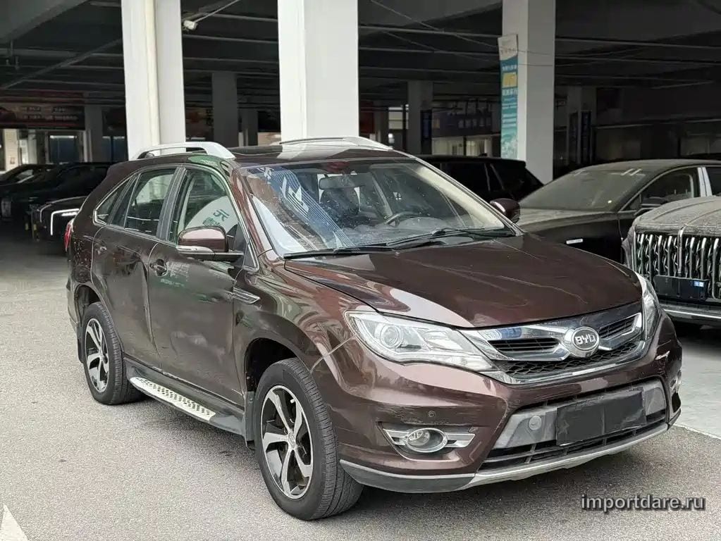 BYD S7 2016 — 110 000 км, коричневый-champagne, Китай — под ключ — фото 3