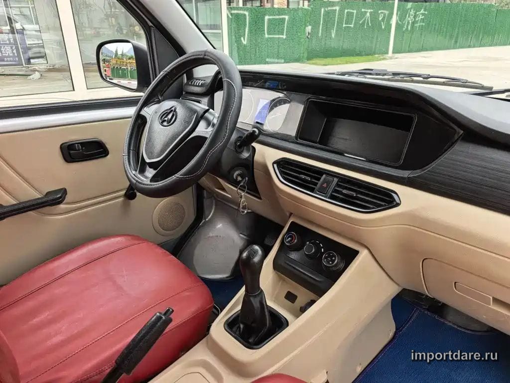 CHANGAN KUAYUEXING V3 2024 — 7 900 км, серебристый, Китай — под ключ — фото 12