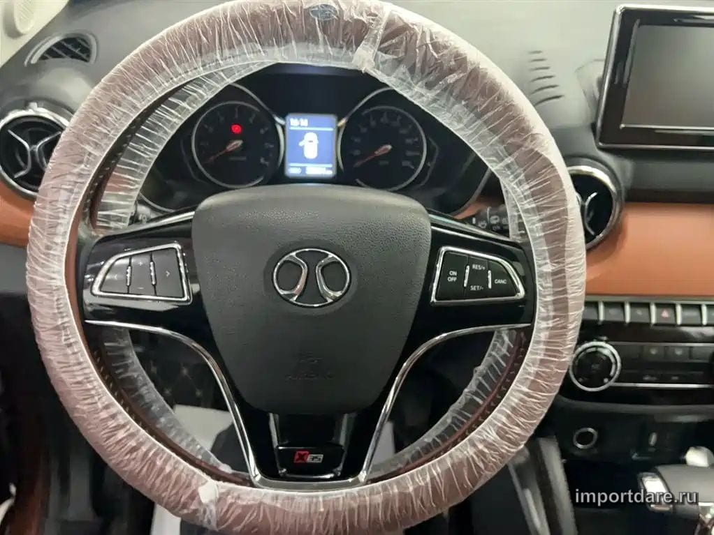 BAIC SENOVA X35 2018 — 30 000 км, коричневый-champagne, Китай — под ключ — фото 3