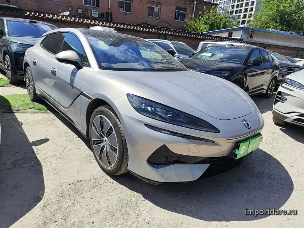 DENZA Z9GT 2024 — 20 600 км, серебристый, Китай — под ключ — фото 4