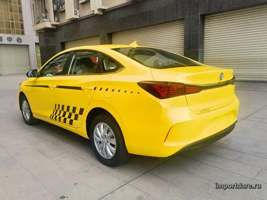 CHANGAN EADO NEW ENERGY 2026 — 100 км, жёлто-оранжевый, Китай — под ключ — фото 7