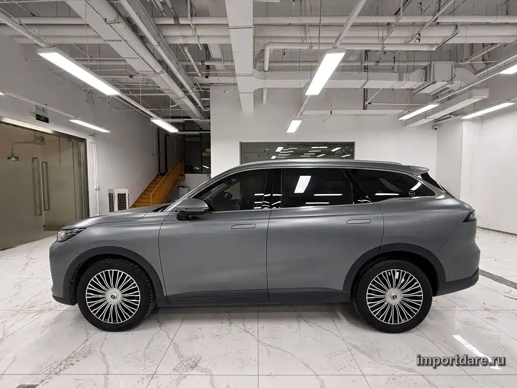 CHERY TIGGO 8 L 2025 — 40 000 км, серебристый, Китай — под ключ — фото 3