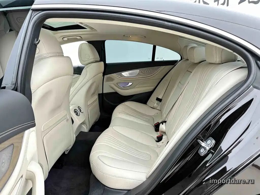 MERCEDES-BENZ CLS 2018 — 60 000 км, пурпурный, Китай — под ключ — фото 9