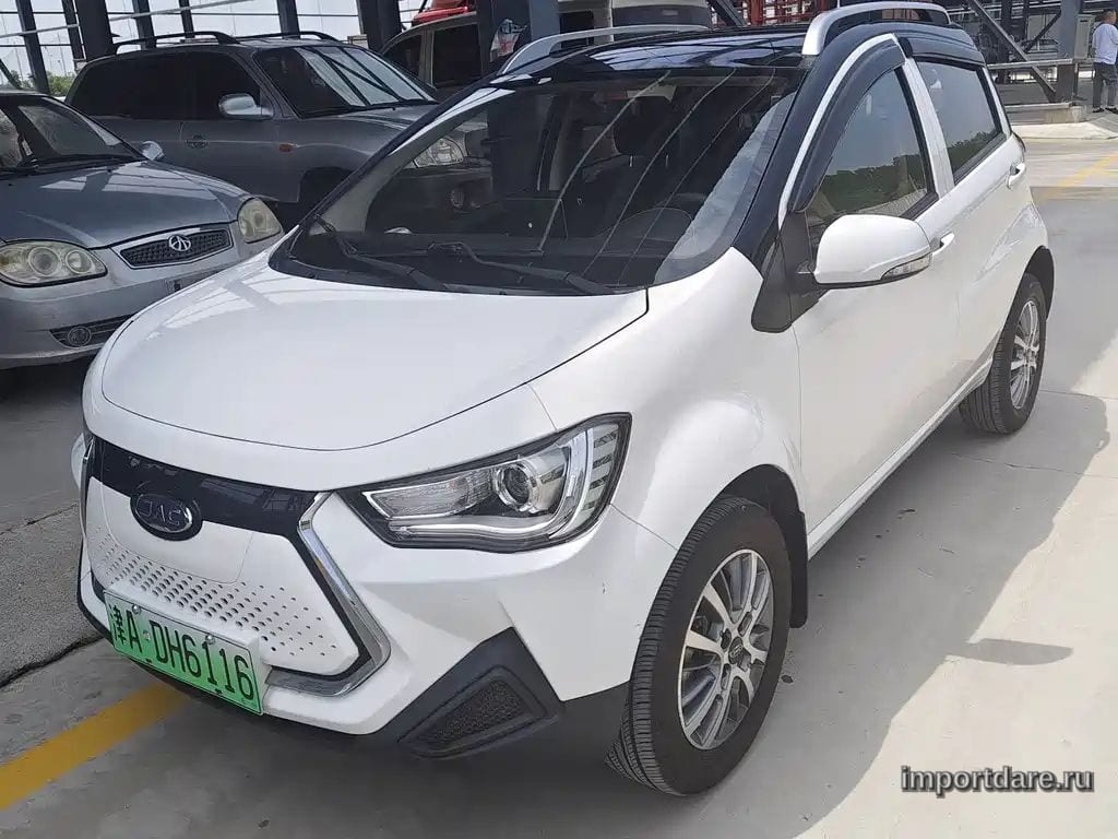 JAC MOTORS IEV6E 2020 — 50 000 км, белый, Китай — под ключ — фото 1