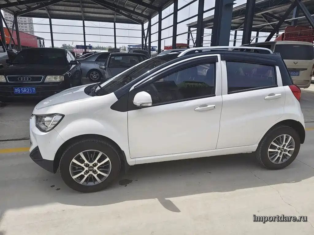 JAC MOTORS IEV6E 2020 — 50 000 км, белый, Китай — под ключ — фото 2