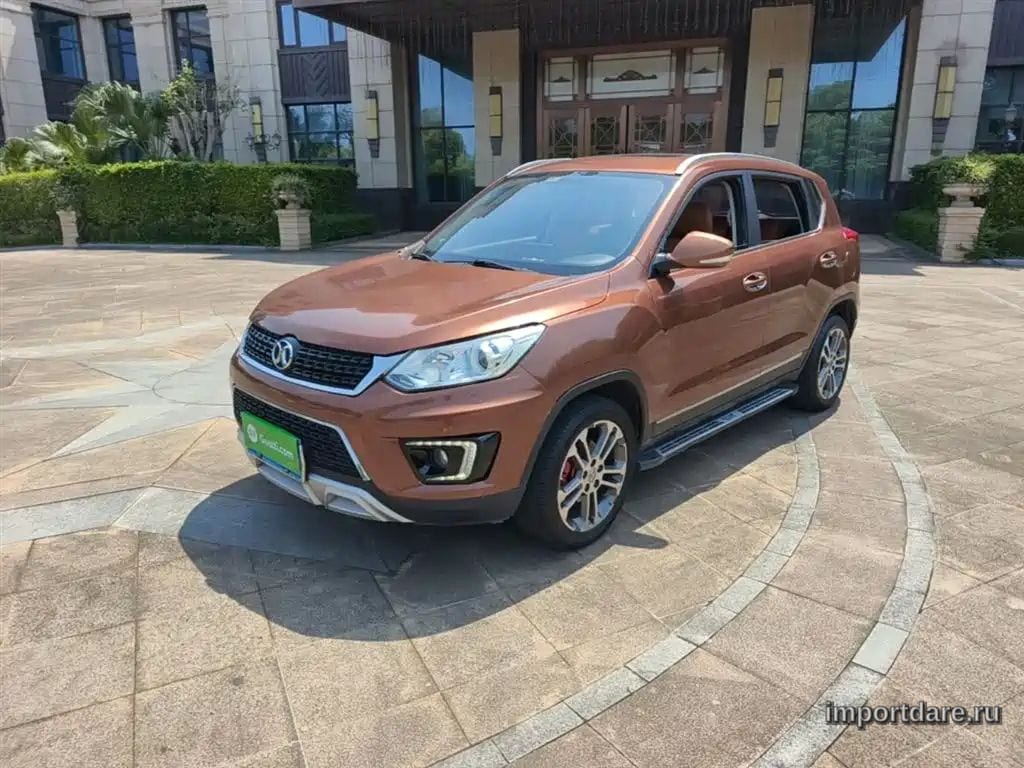 BAIC SENOVA X35 2017 — 185 100 км, жёлто-оранжевый, Китай — под ключ — фото 2