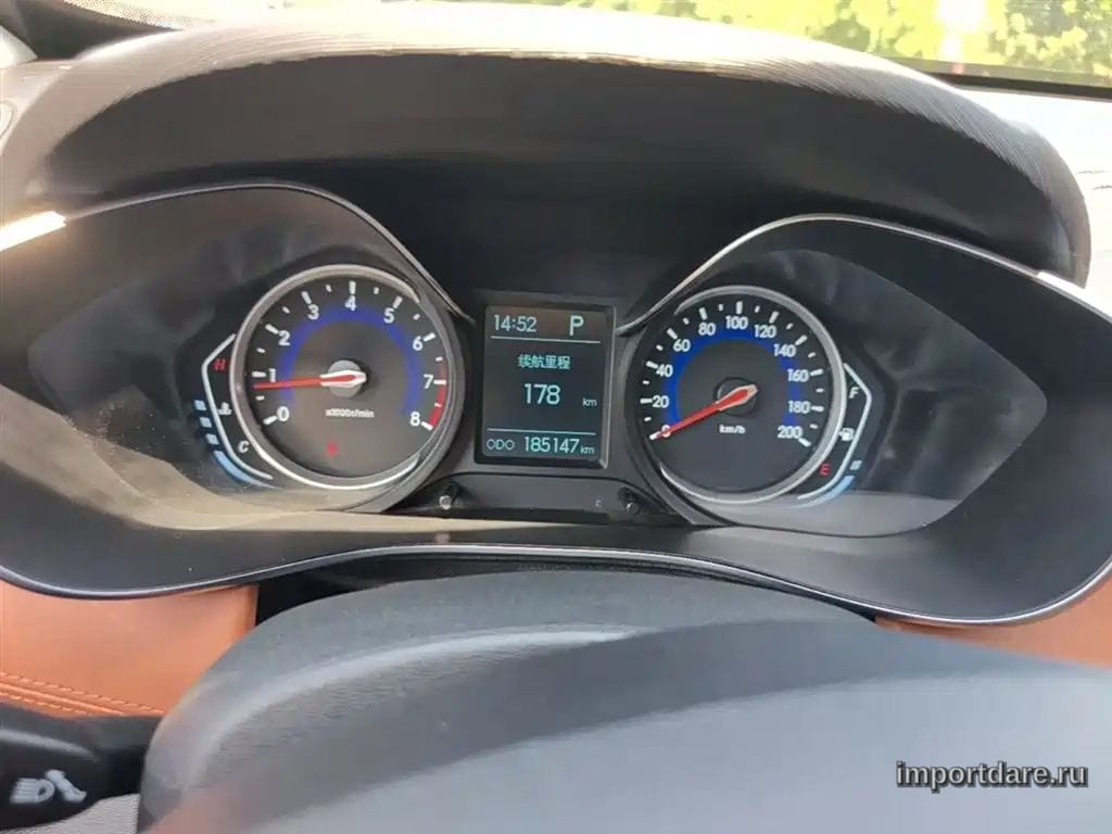 BAIC SENOVA X35 2017 — 185 100 км, жёлто-оранжевый, Китай — под ключ — фото 12
