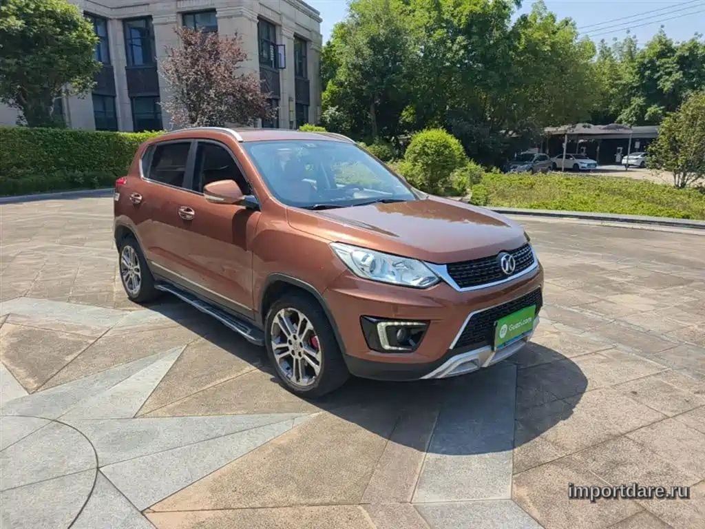 BAIC SENOVA X35 2017 — 185 100 км, жёлто-оранжевый, Китай — под ключ — фото 4