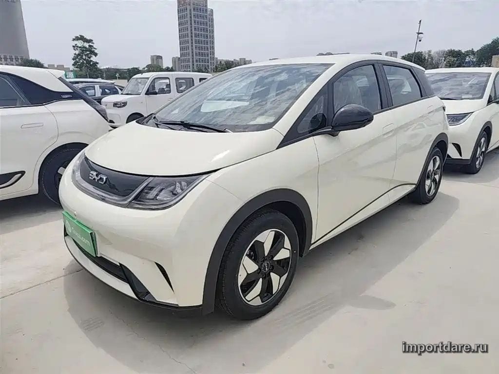 BYD DOLPHIN 2026 — 100 км, жёлто-оранжевый, Китай — под ключ — фото 2