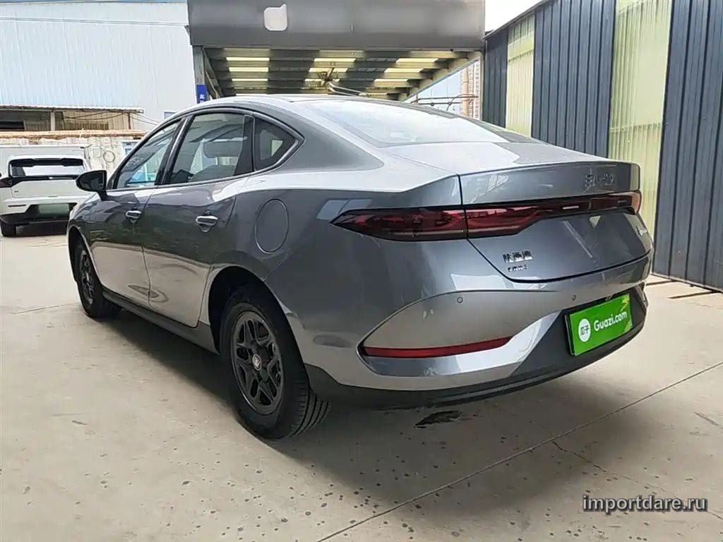 BYD QIN PLUS 2026 — 100 км, серебристый, Китай — под ключ — фото 5
