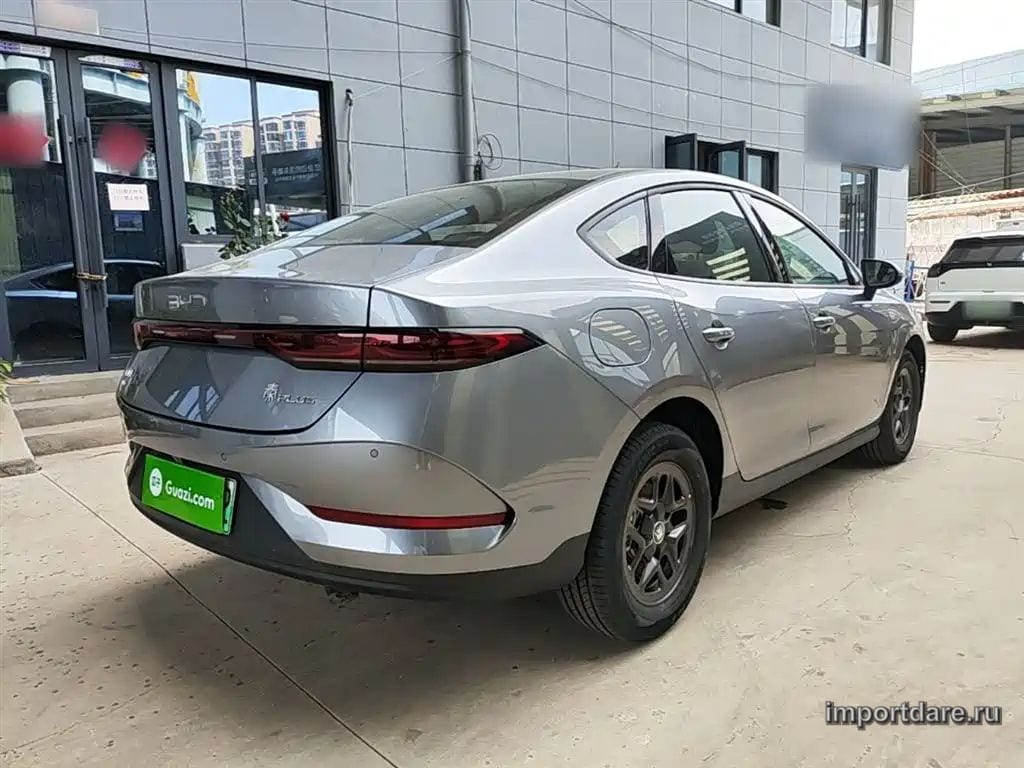 BYD QIN PLUS 2026 — 100 км, серебристый, Китай — под ключ — фото 7