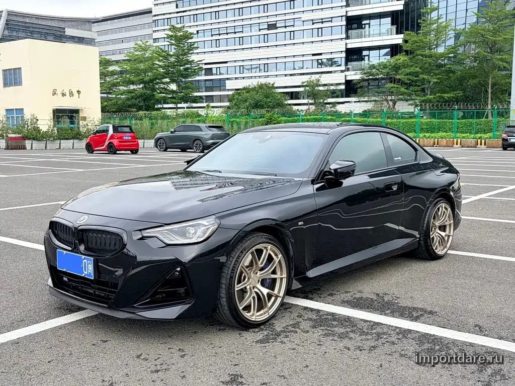 BMW M240I 2026 — 10 000 км, чёрный, Китай — под ключ — фото 1
