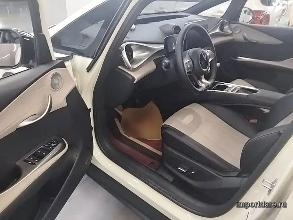 BYD DOLPHIN 2026 — 4 700 км, жёлто-оранжевый, Китай — под ключ — фото 12