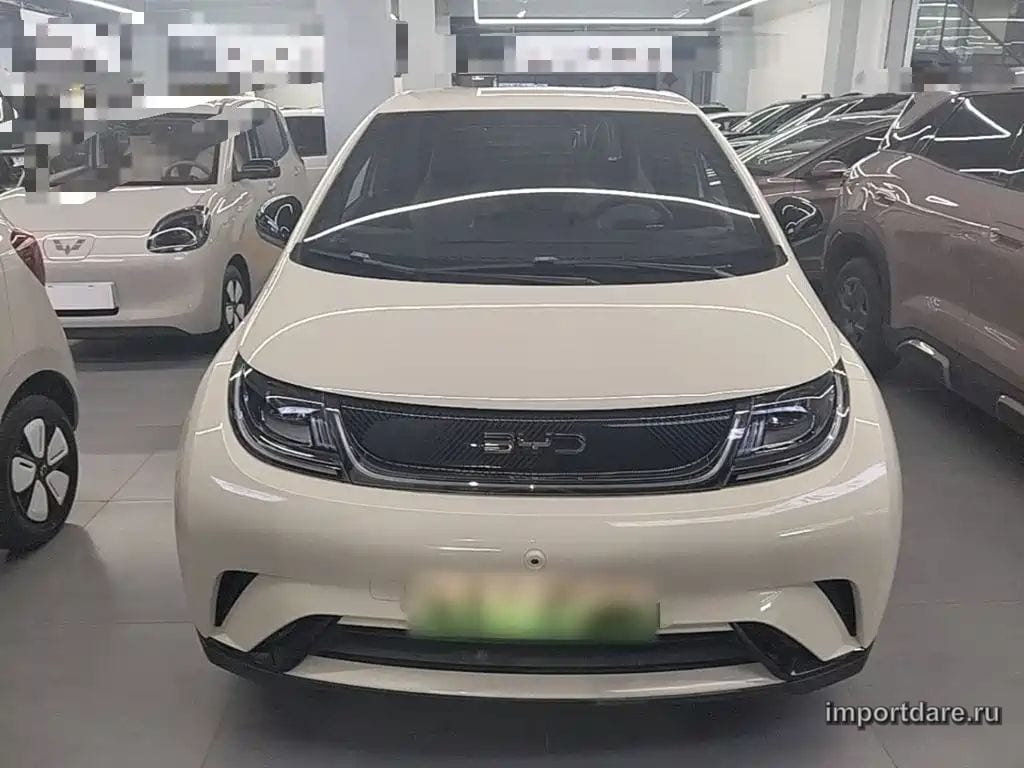 BYD DOLPHIN 2026 — 4 700 км, жёлто-оранжевый, Китай — под ключ — фото 3