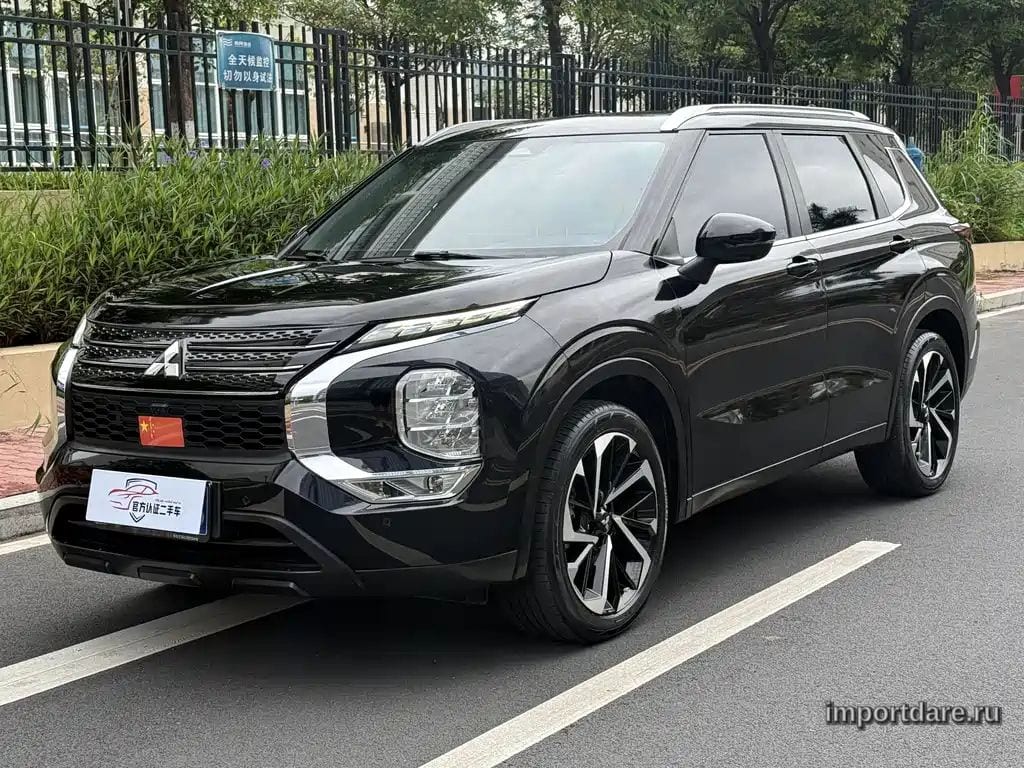 Mitsubishi Outlander 2023