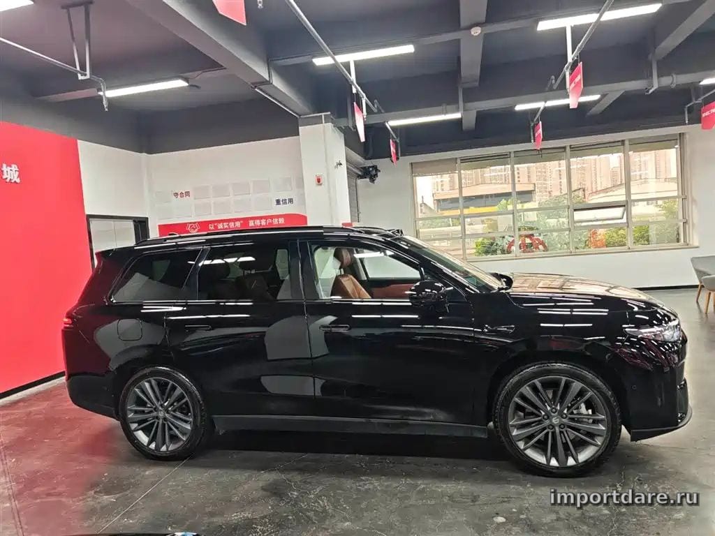 LEAPMOTOR C16 2026 — 11 000 км, чёрный, Китай — под ключ — фото 4