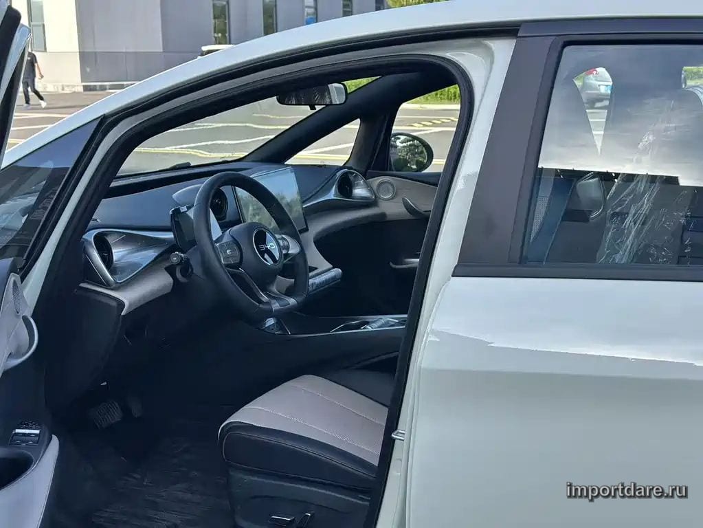 BYD DOLPHIN 2026 — 1 000 км, жёлто-оранжевый, Китай — под ключ — фото 4