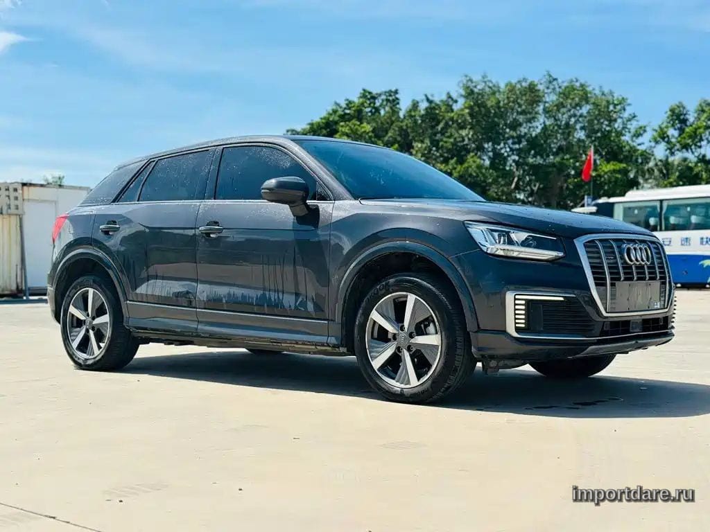 AUDI Q2L E-TRON 2021 — 64 000 км, зелёный, Китай — под ключ — фото 3