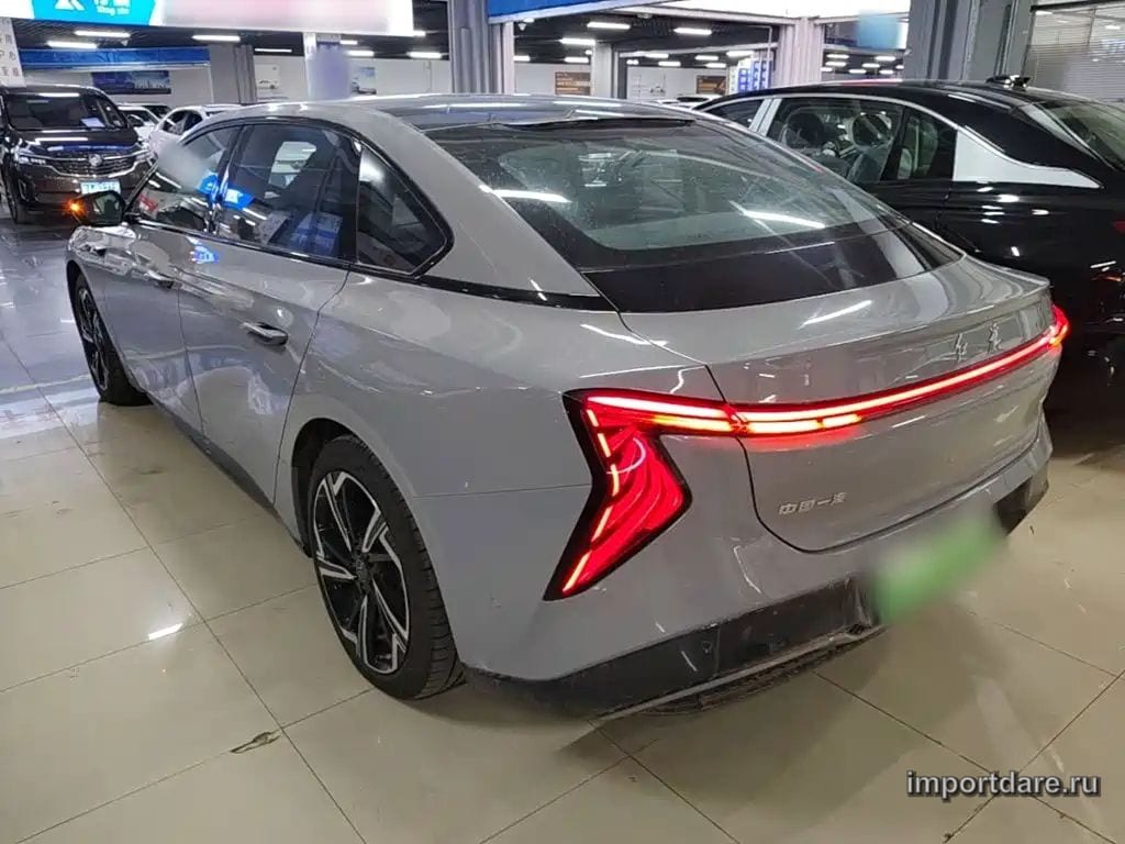 HONGQI EH7 2024 — 15 000 км, серебристый, Китай — под ключ — фото 5