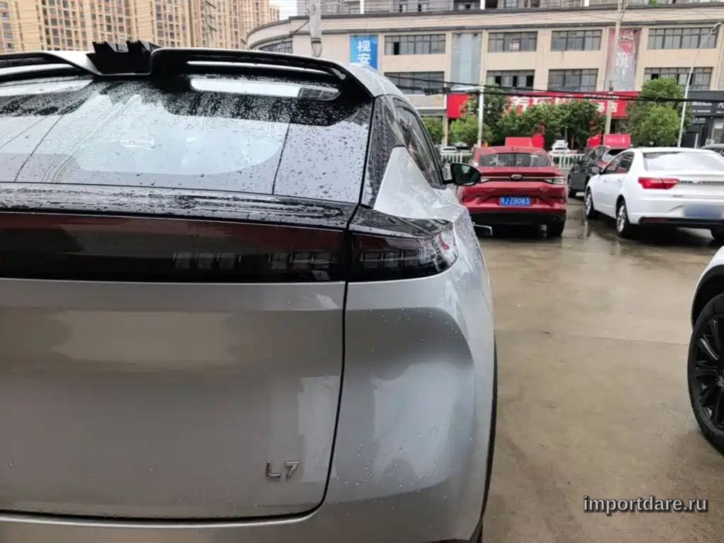 DONGFENG AEOLUS L7 NEW ENERGY 2026 — 100 км, серебристый, Китай — под ключ — фото 8