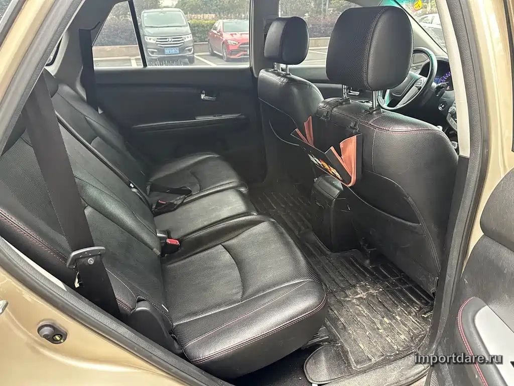 BYD S6 2015 — 80 000 км, коричневый-champagne, Китай — под ключ — фото 7