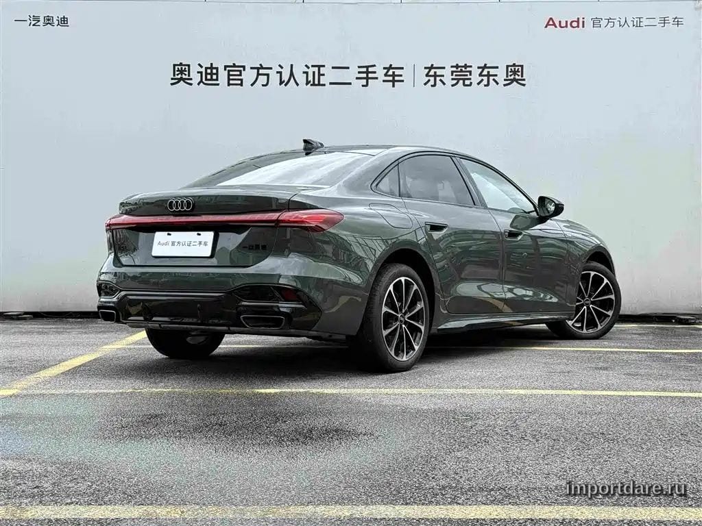 AUDI A5L 2025 — 5 200 км, зелёный, Китай — под ключ — фото 4