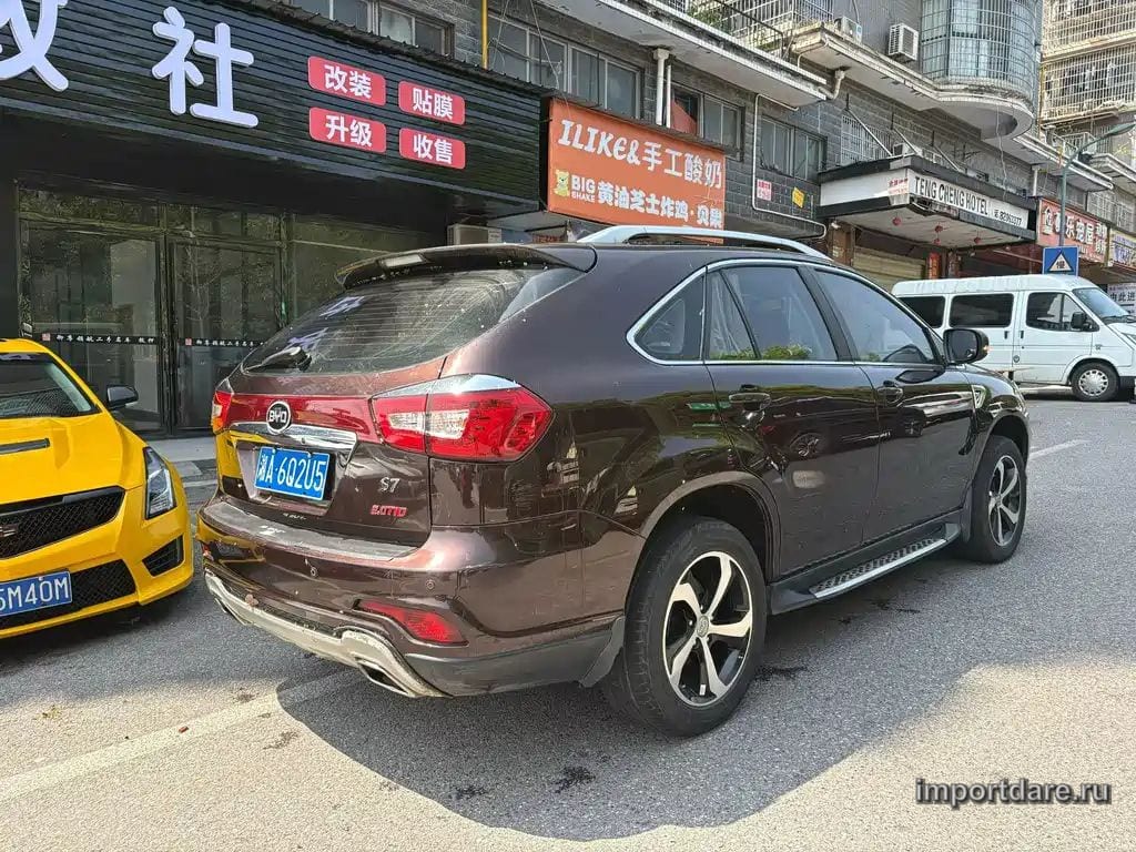 BYD S7 2015 — 130 000 км, пурпурный, Китай — под ключ — фото 9