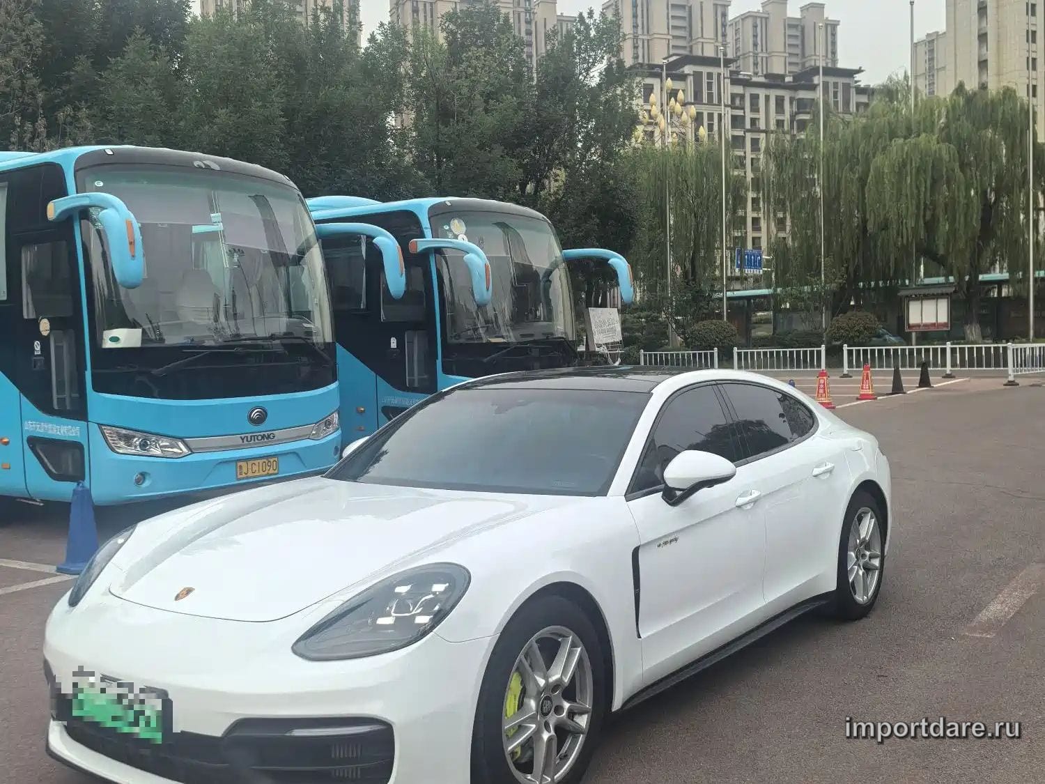 PORSCHE PANAMERA NEW ENERGY 2022 — 40 000 км, белый, Китай — под ключ — фото 1