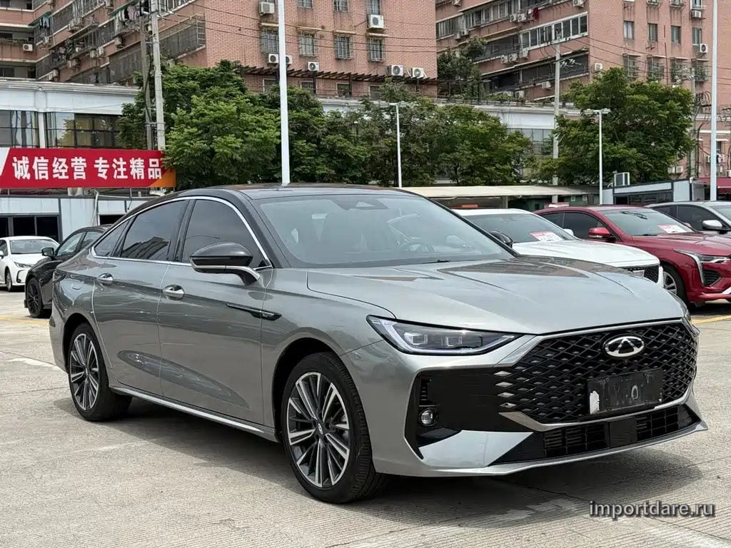 CHERY ARRIZO 8 PRO 2025 — 16 000 км, серебристый, Китай — под ключ — фото 3