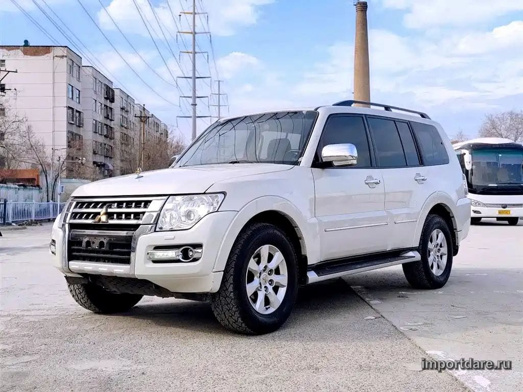 MITSUBISHI PAJERO IMPORT 2020 — 150 000 км, белый, Китай — под ключ — фото 1