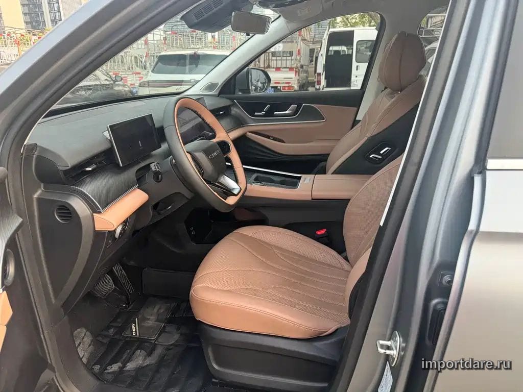 CHERY TIGGO 8 L 2025 — 20 000 км, серебристый, Китай — под ключ — фото 4