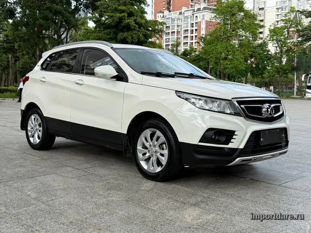 BAIC SENOVA X55 2017 — 100 000 км, белый, Китай — под ключ — фото 3